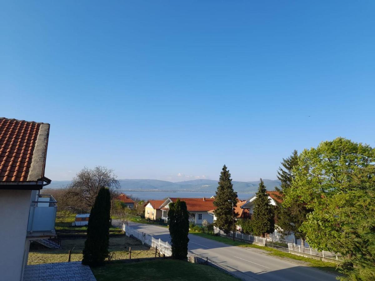 Guest House Lona Голубац Экстерьер фото