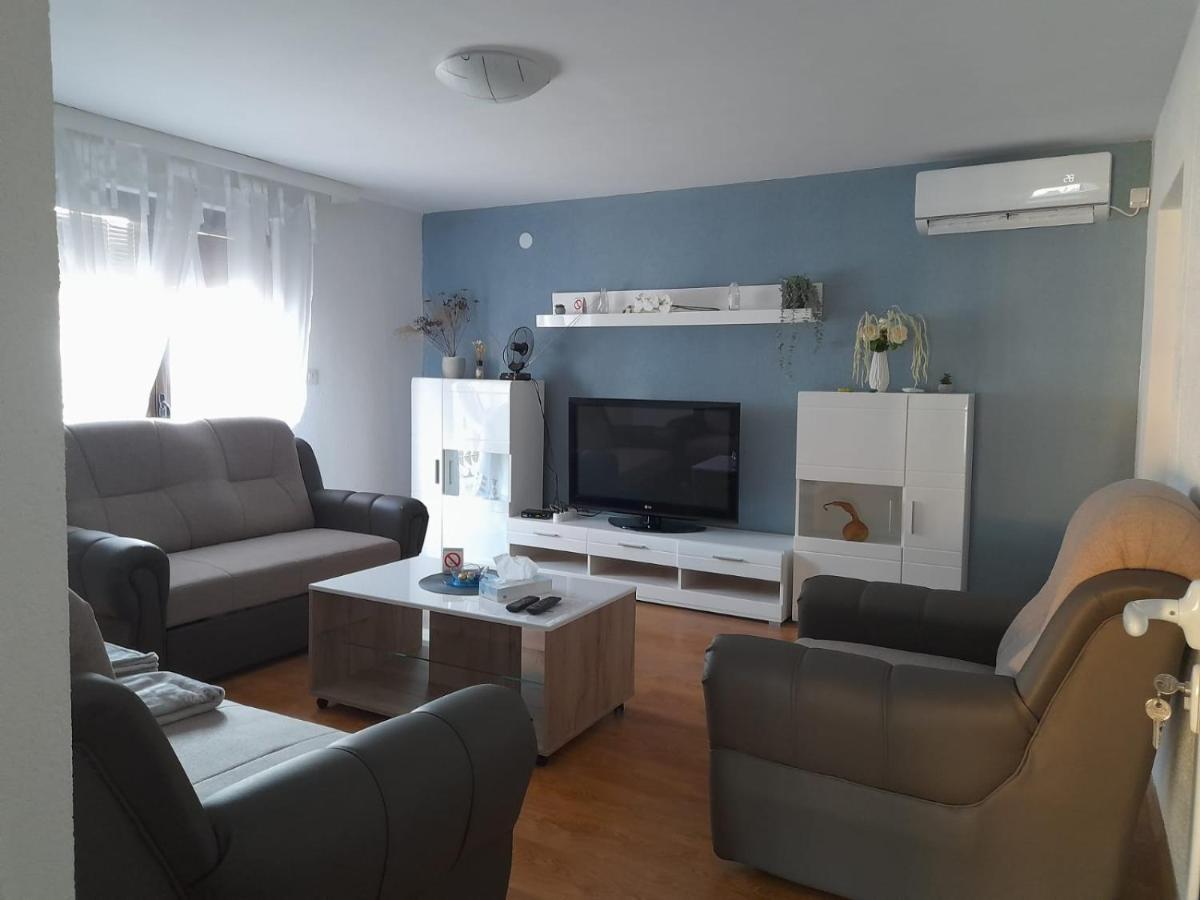 Guest House Lona Голубац Экстерьер фото